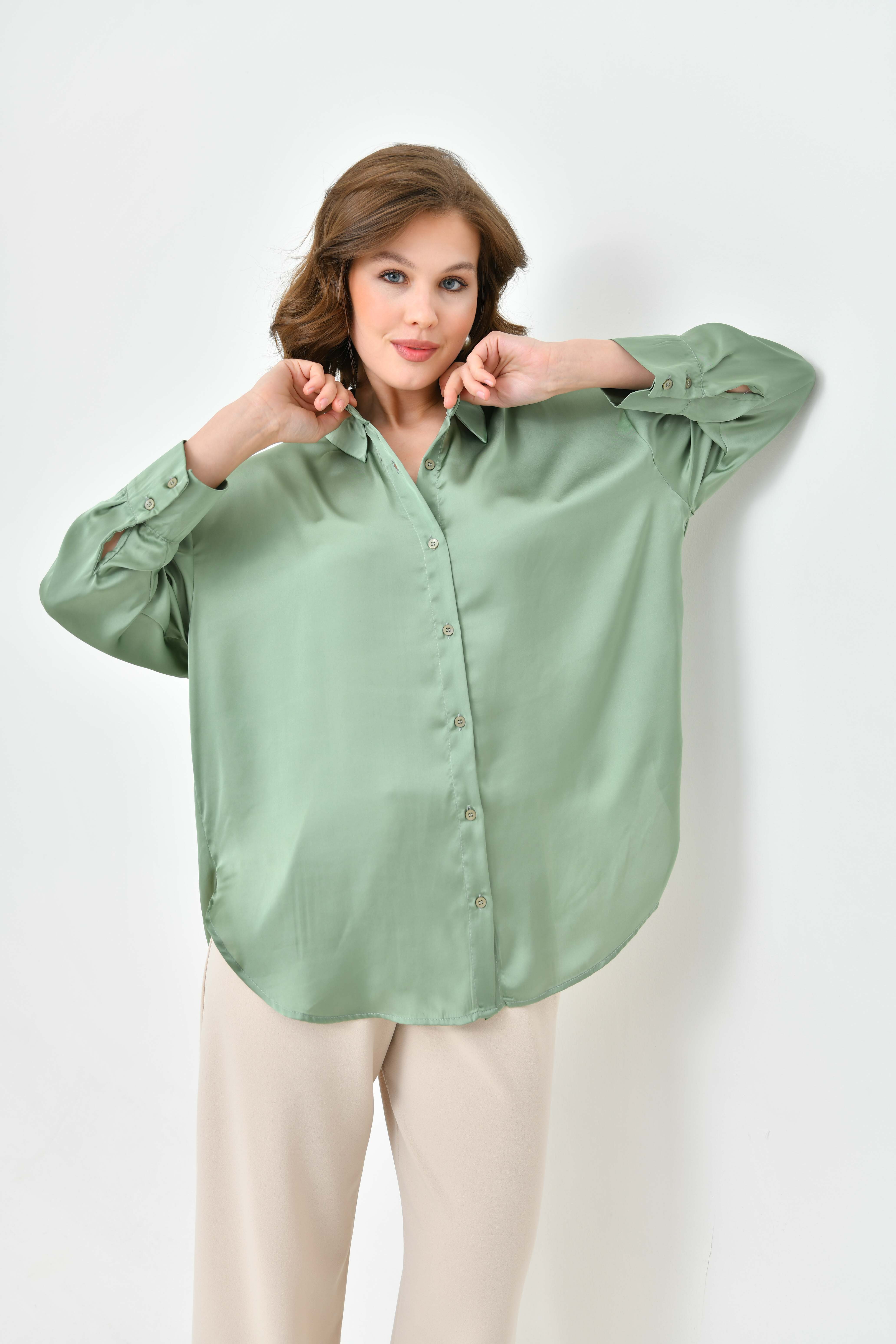 Kadın Salaş Oversize Kesim İpek Saten Gömlek